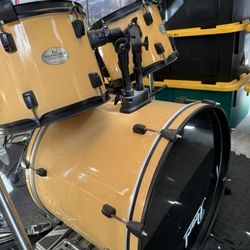 Pearl Sound Check 5 Piece Drum Set