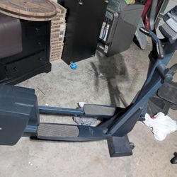 Elliptical Machine Nordic Track 