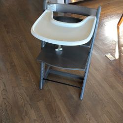 Excellent condition Stokke Baby High chair trip Trapp