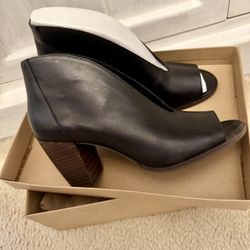 Lucky Brand  Black Leather peep toe boots