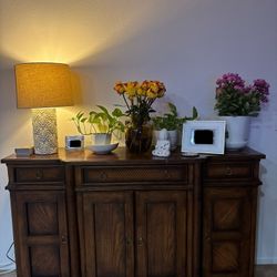 Credenza 