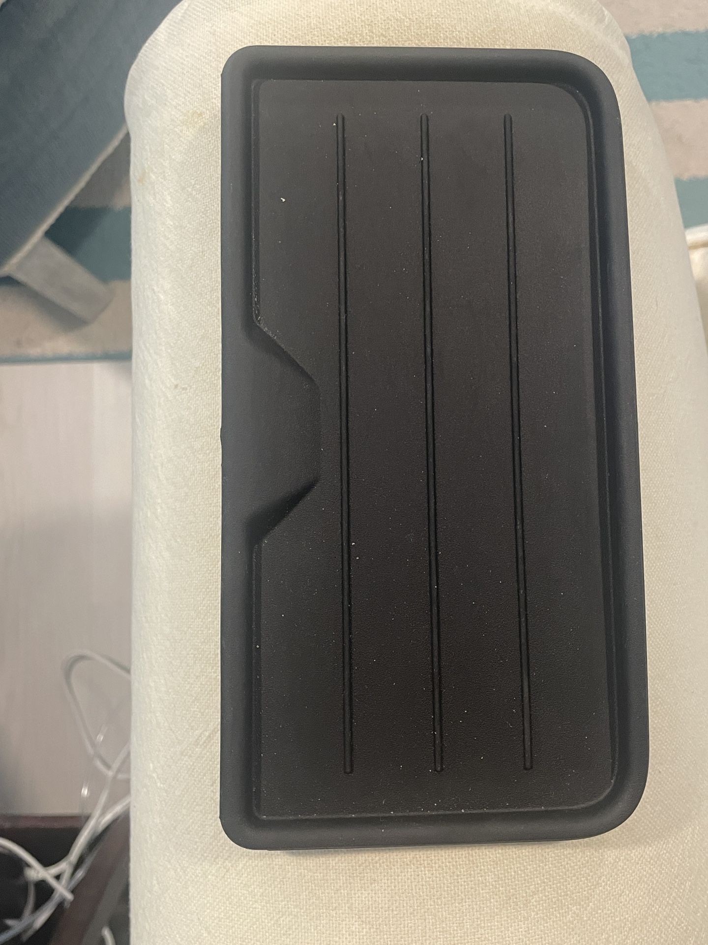 Land Rover Part LR231904 L8B2-044J16-AC Cup Holder Cover Tray L663