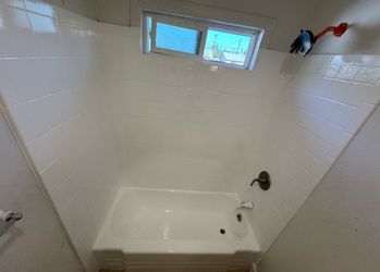 Tub Reglaze