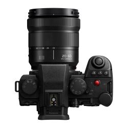Panasonic LUMIX S5 IIX Mirrorless Camera with 20-60mm Lens