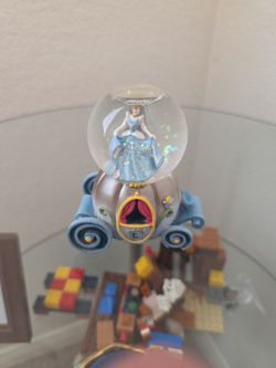 Cinderella Carriage Mini Snow Globe