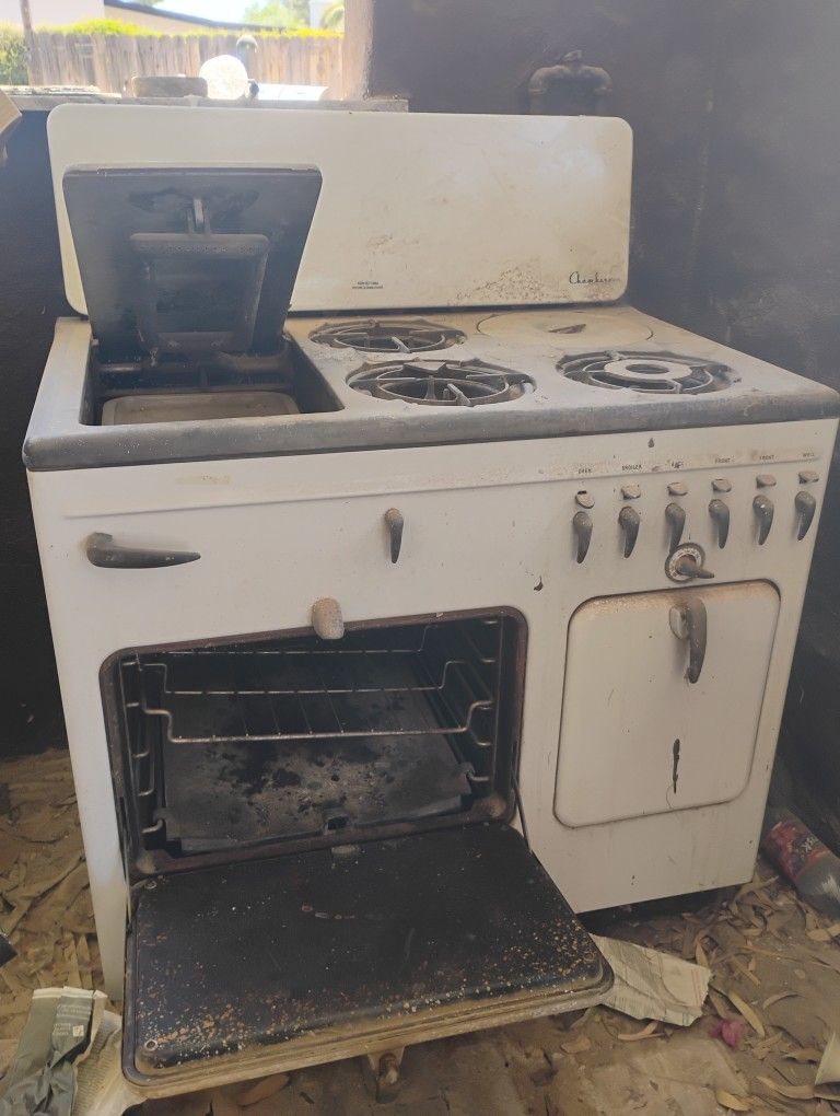 Antique Gas Stove And Oven