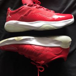 jordan 11 cmft low university red