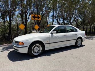 1999 BMW 525i