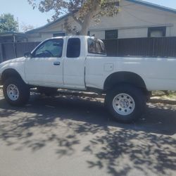 1999 Toyota Tacoma Pre Runner 