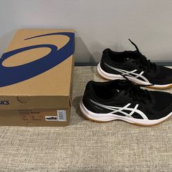 ASICS Upcourt 6 Volleyball women’s Shoes size 7.5