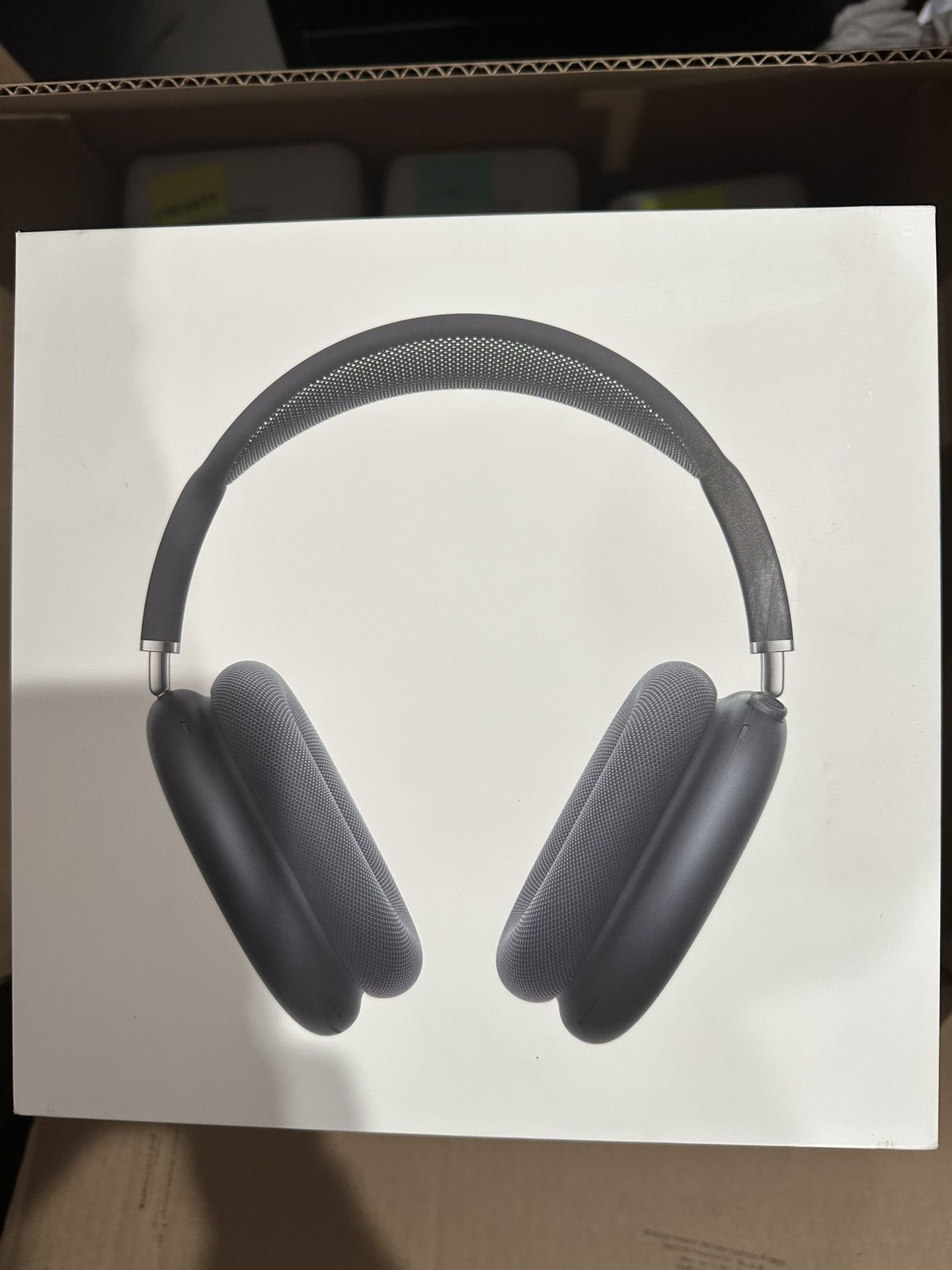 Apple AirPods Max Wireless Over-Ear Headphones Pro-Level Open Box (choose color)
