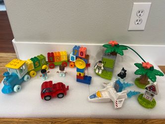 Lego LEGO DUPLO  Lego Duplo Toy Story And Number Train With Car No Box