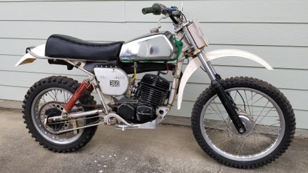 Vintage husqvarna best sale motorcycles for sale