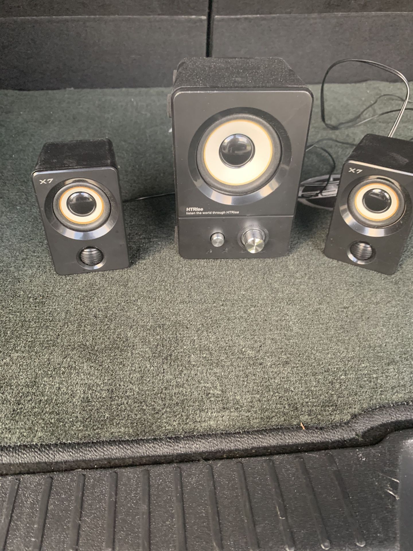 HTRise usb powered computer speakers