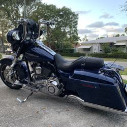 2010 Harley-Davidson Streaming Eagle Street Glide