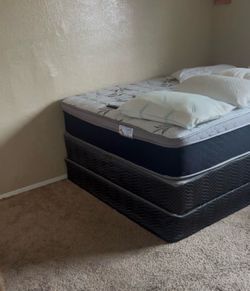 Queen mattress