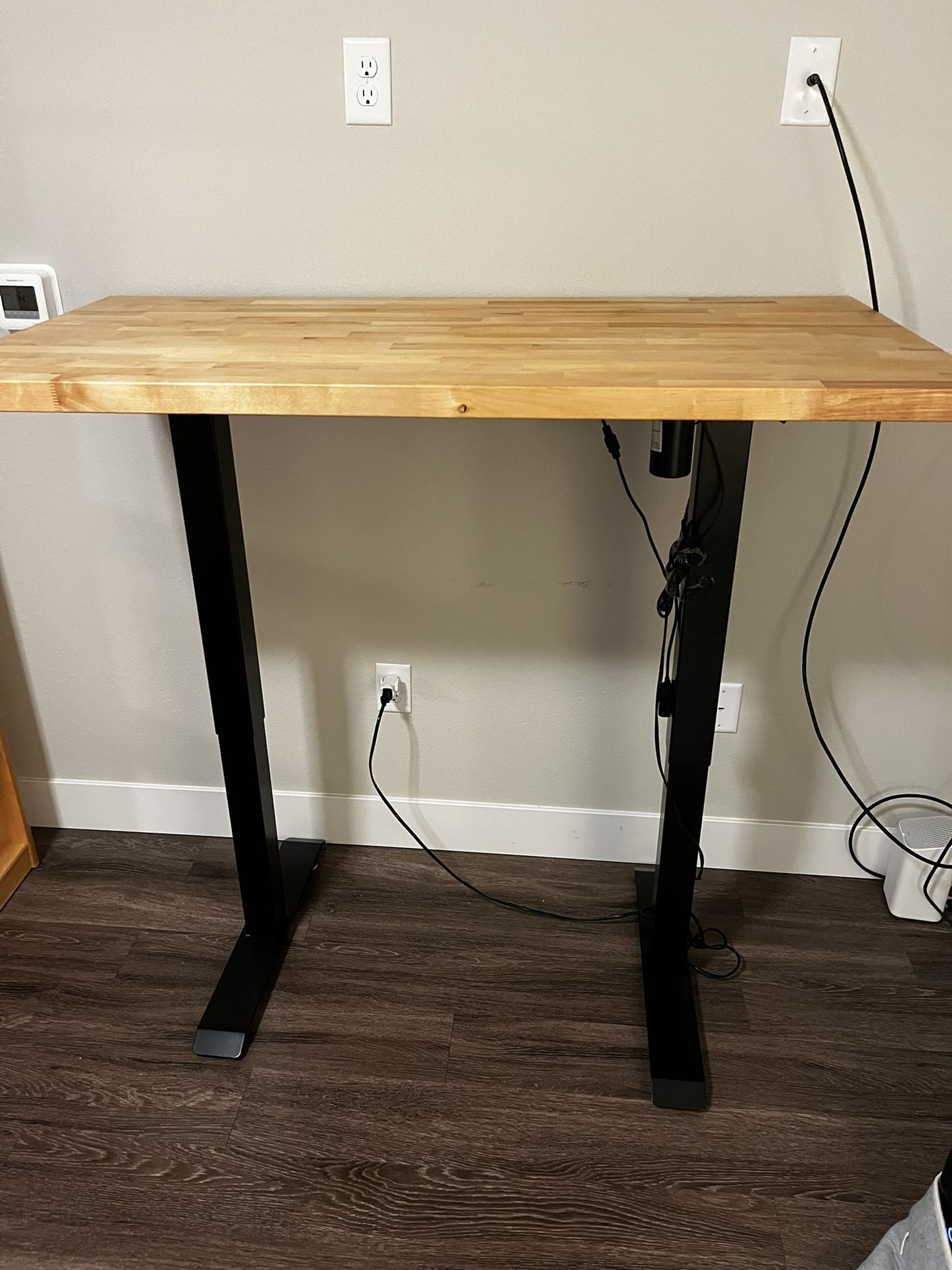Adjustable table for study