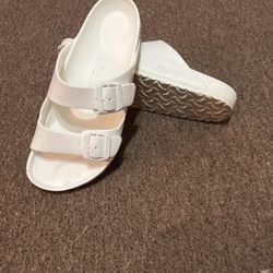 Arizona Essential Birkenstocks