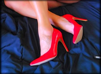 Stiletto/Pumps 8.5
