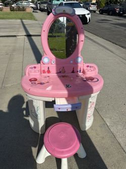 Girls Vanity