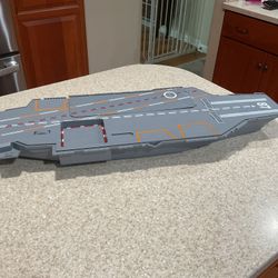 Toy Air Craft Carrier With Planes
