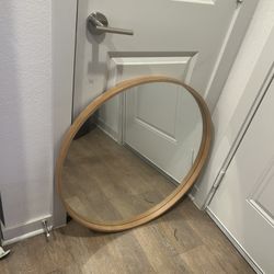 Cirlce Mirror