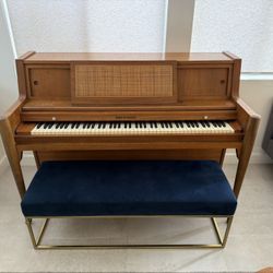 Free Piano