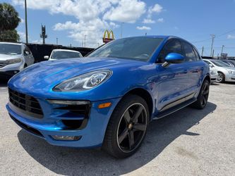 2017 Porsche Macan