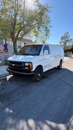 2002 Chevrolet Express Cargo