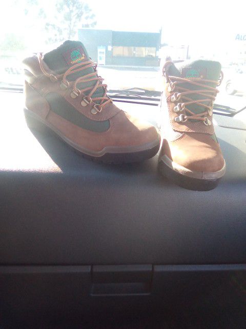Timberland Boots 7.5 Mens 