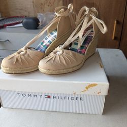Tommy Hilfiger Tan Wedge Sandal