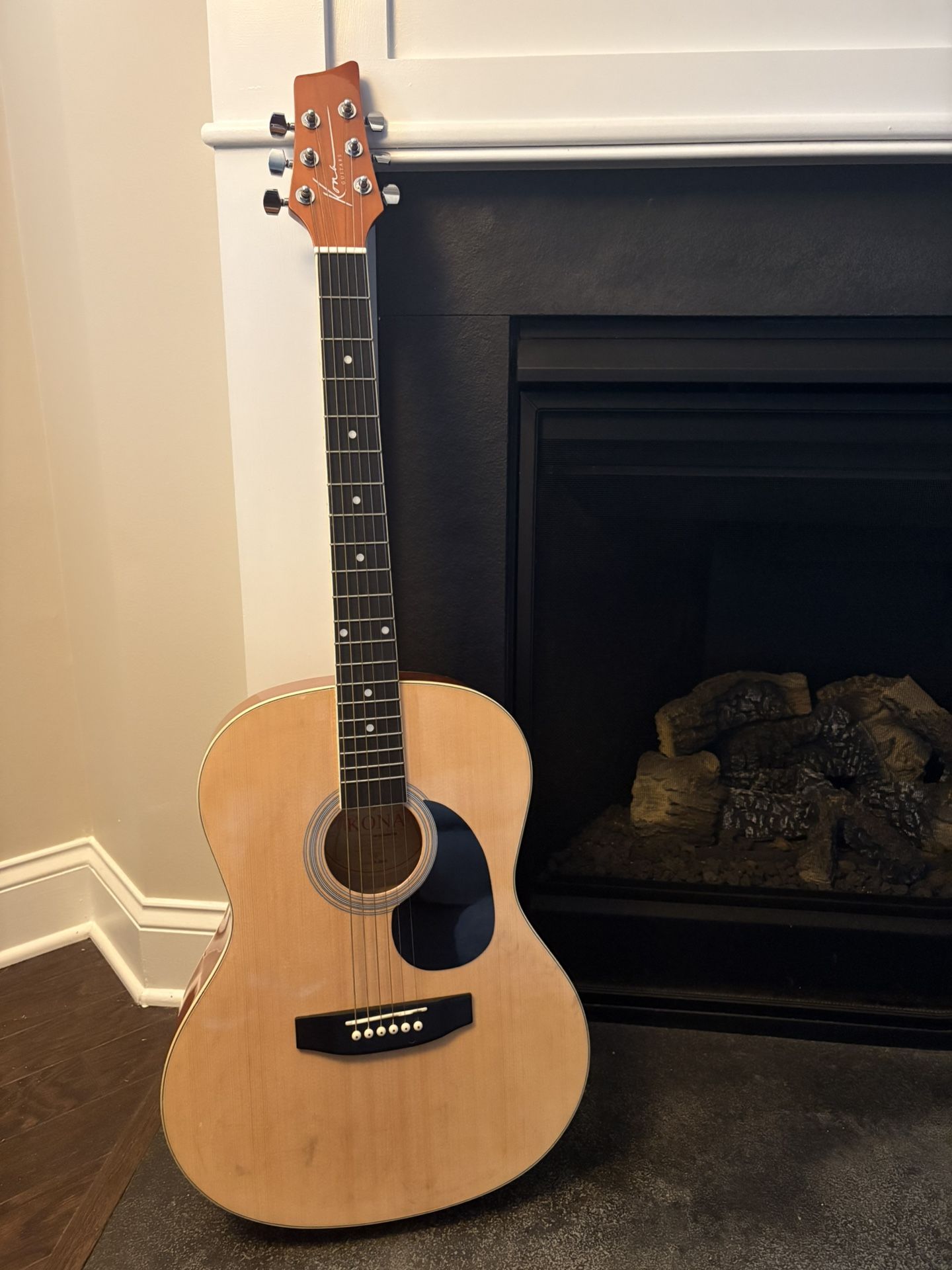 Kona Acoustic Guitar and Case