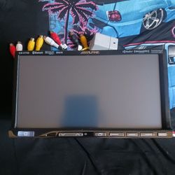 ALPINE TOUCHSCREEN RADIO