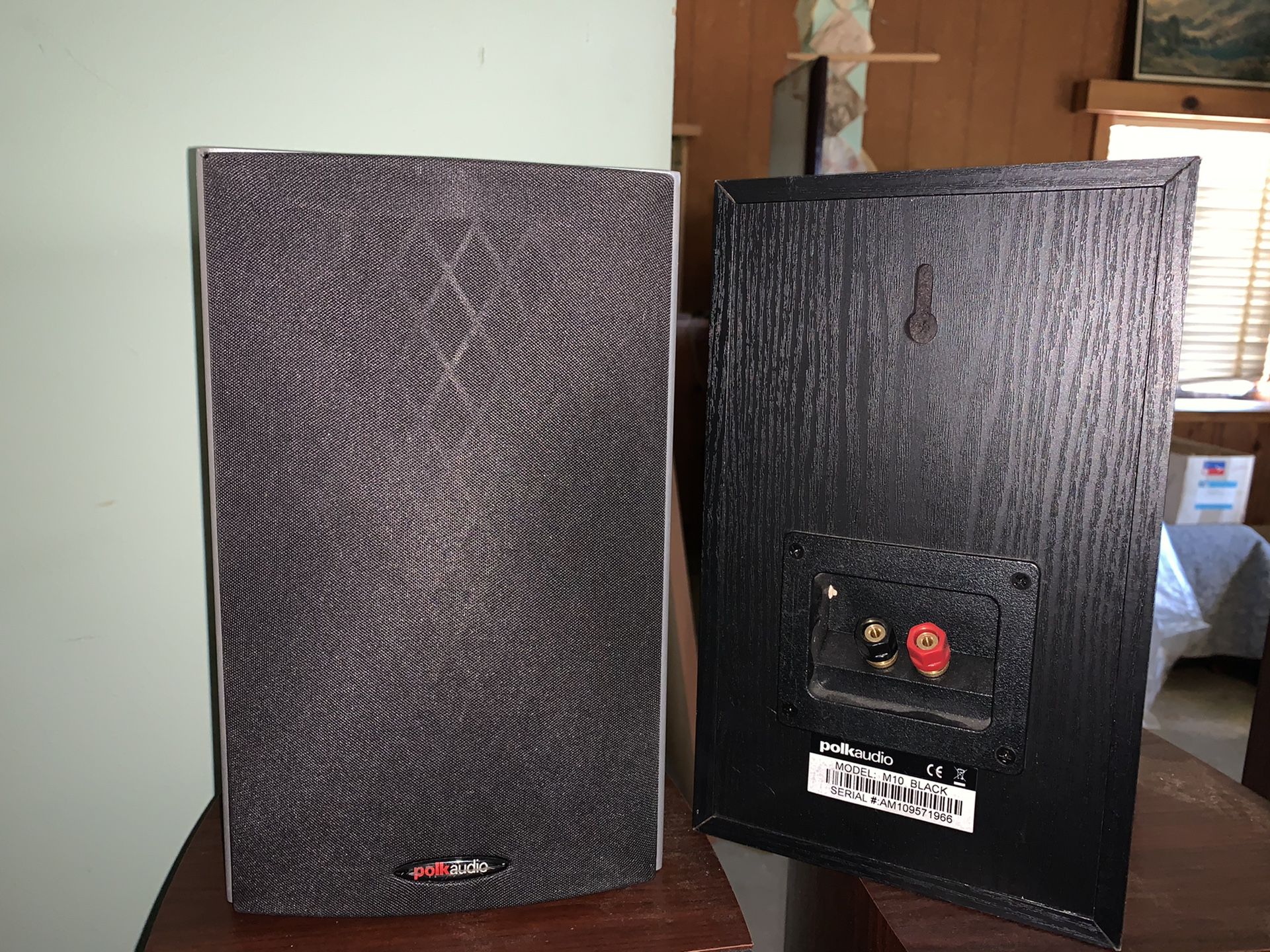 Polk audio speakers