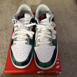 Nike Dunk Low PRM Tartan Plaid White Black Sneakers DV0827-100 Mens 9.5 No LID