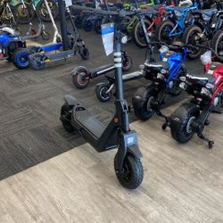 Panther Es(contact info removed)wx2/52v (38mph/31 Mile Battery Range) 