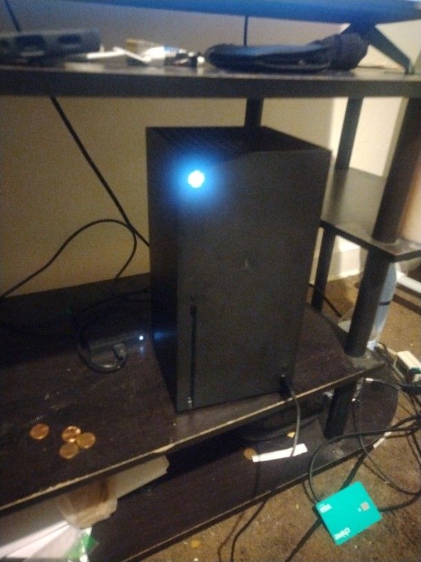 Xbox Series X With Wireless Controller