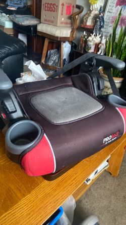 Toddler booster seat price 15$. Pick up. E. Side.   Tacoma