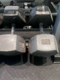 Set of 100lb solid hexagon weights