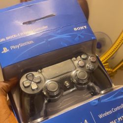 PlayStation 4 Controller , Black Color 