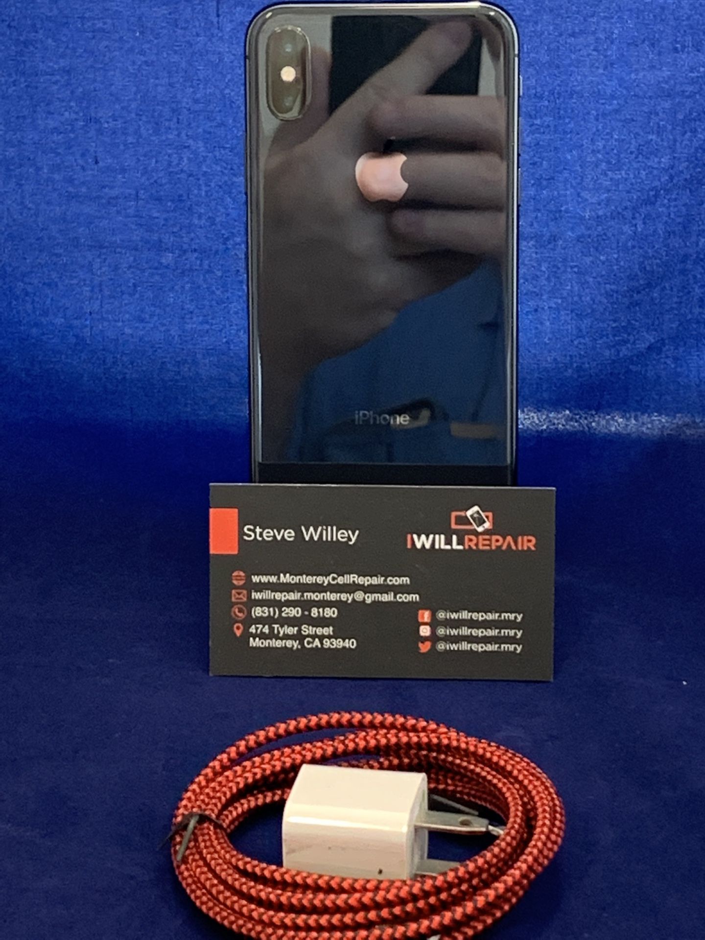 Apple iPhone X black 64 GB unlocked $350