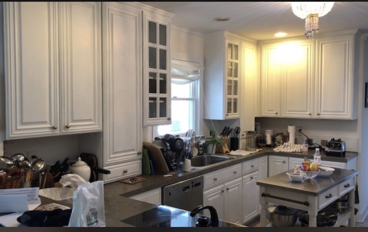 Kitchen White cabinets