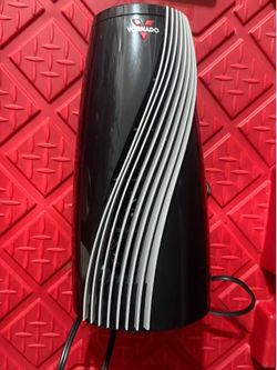 Vornado Tower Fan - Black - Excellent Condition