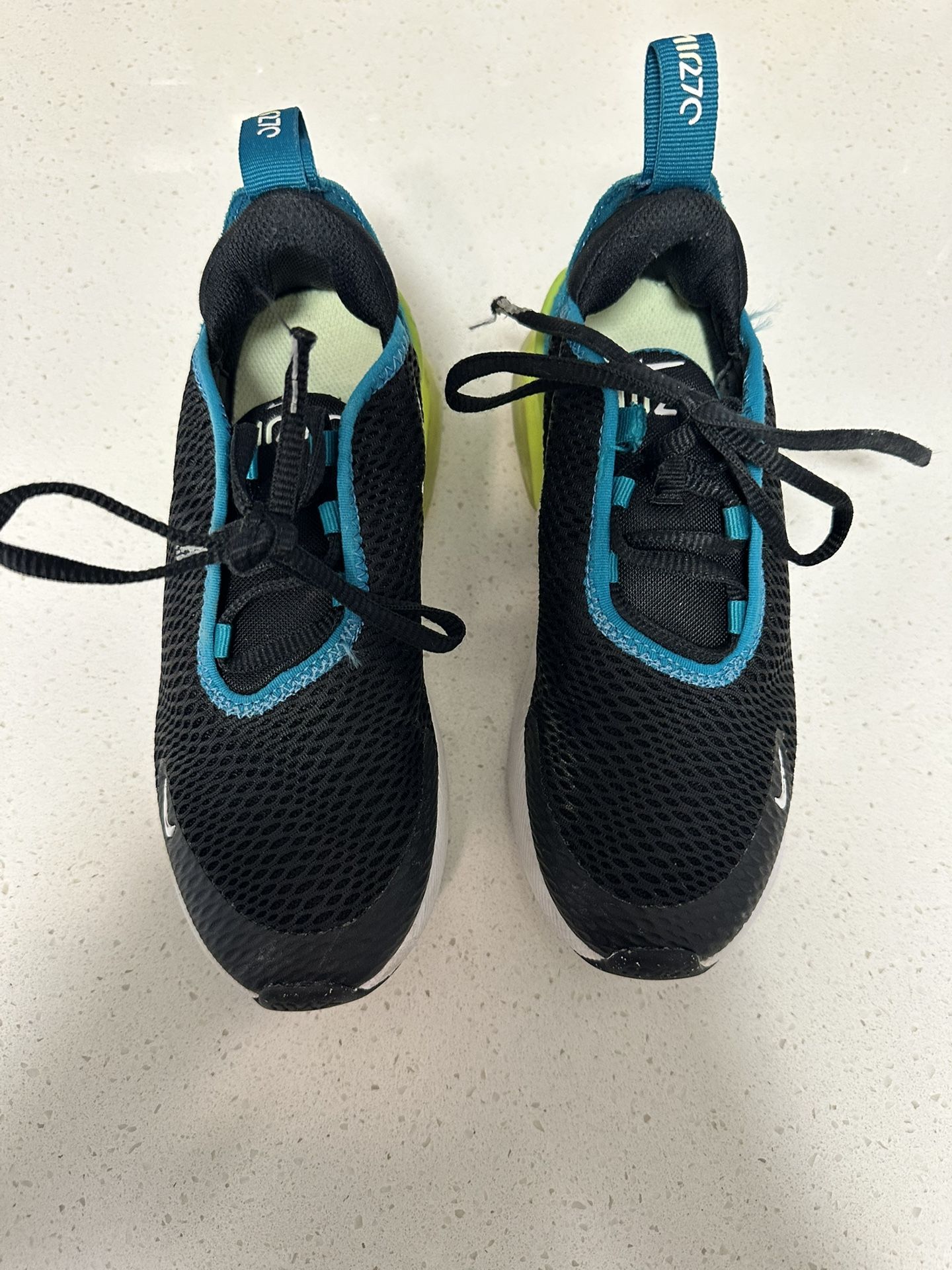 Nike 270