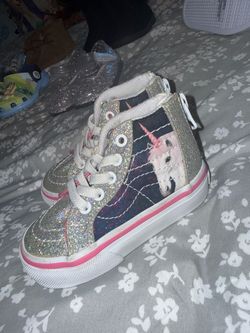 Girls vans size 5c