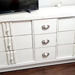 Wood 9 Drawer Dresser