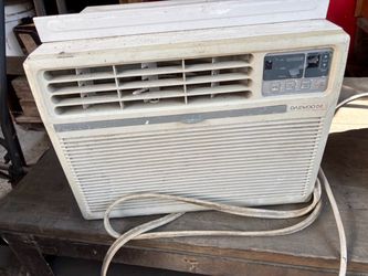 Daewoo Window Air Conditioner Unit