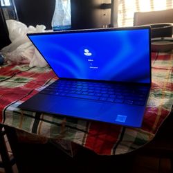 Dell XPS: Intel Core i7, Bluetooth, TypeC, Wi-Fi, Windows11 V-25H2.