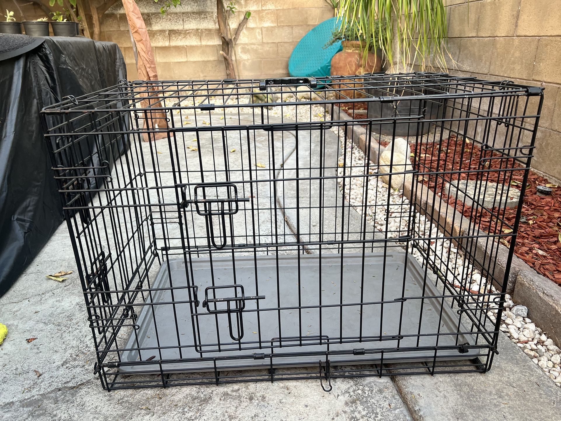 Dog Crate -Small-Medium Dog