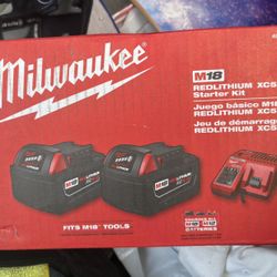 MILWAUKEE M18 BATTERY KIT 